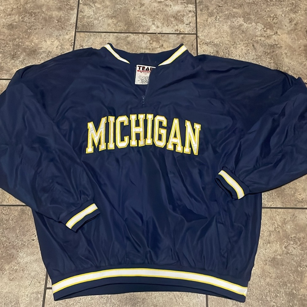 Vintage Team Edition Michigan pull over lined XXL